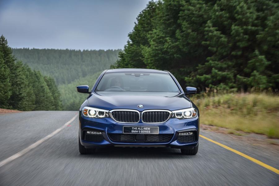  BMW 530d Sedan M Sport 2017 года  (ZA) (фото 21 из 40)